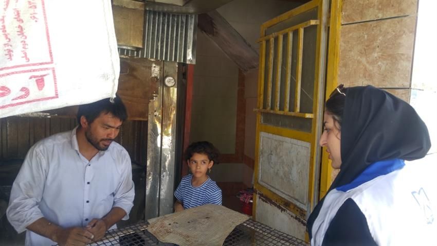 بازدید از نانوایی های خرمشهر در خصوص عدم استفاده از کیسه های پلاستیکی