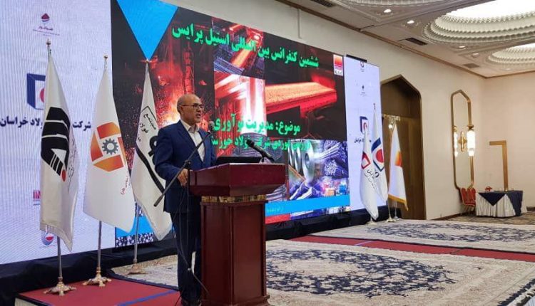 معاون فروش و بازاریابی فولاد خوزستان در ششمین کنفرانس استیل پرایس: نوآوری، مسیر گریزناپذیر برای کسب و کار آینده است