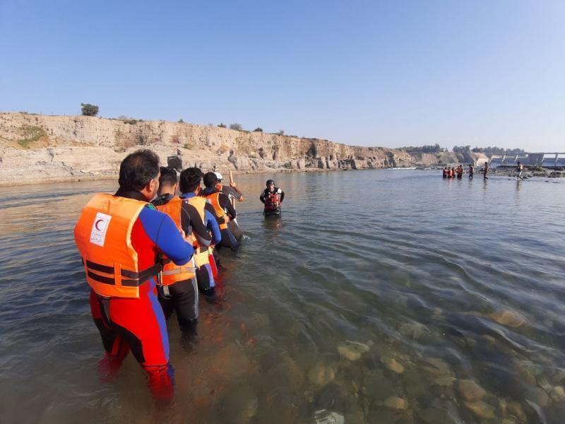 مرکز آموزش های تخصصی جستجو و نجات در سیلاب و آب های خروشان کشور میزبان نجاتگران خوزستانی شد