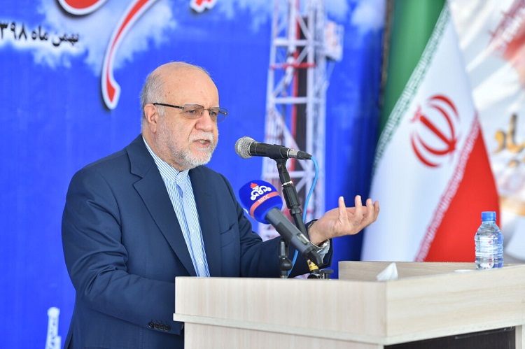 وزیر نفت در آیین رونمایی از دکل ۷۲ فتح: وظیفه داریم برای كارخانه‌های ایرانی كار ایجاد كنیم/ استمرار حمایت از شركت‌های دانش‌بنیان