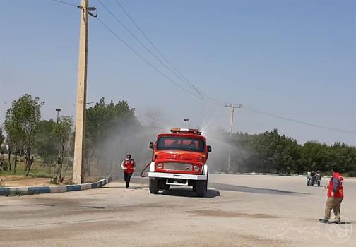 ضد عفونی بیش از ۲۹۰ نقطه شهر توسط آتش نشانی
