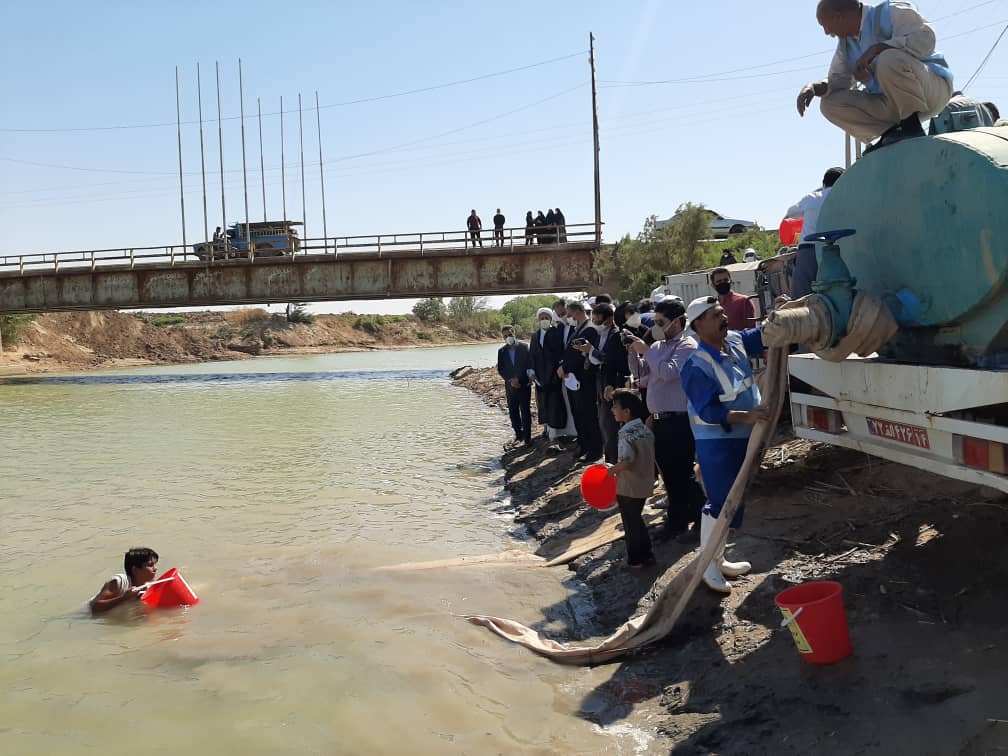 اجرای طرح ترویجی جلب مشارکتهای مردمی در بازسازی ذخایر آبزیان در تالاب هورالعظیم شهر رفیع