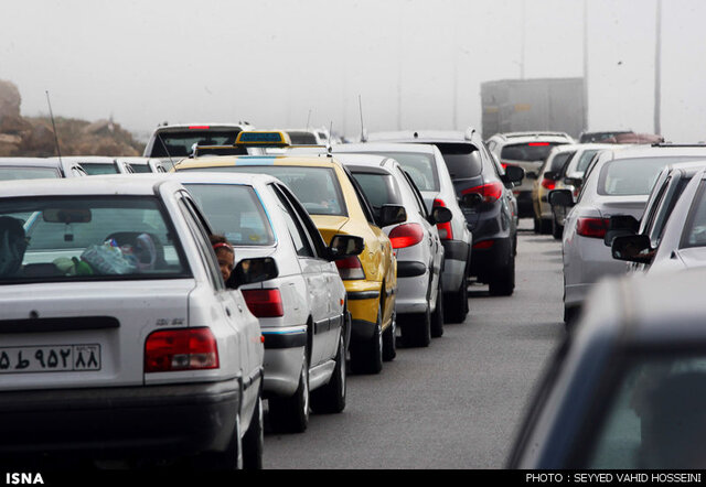 افزایش تردد در محورهای خوزستان در پی رفع محدودیت‌های کرونا
