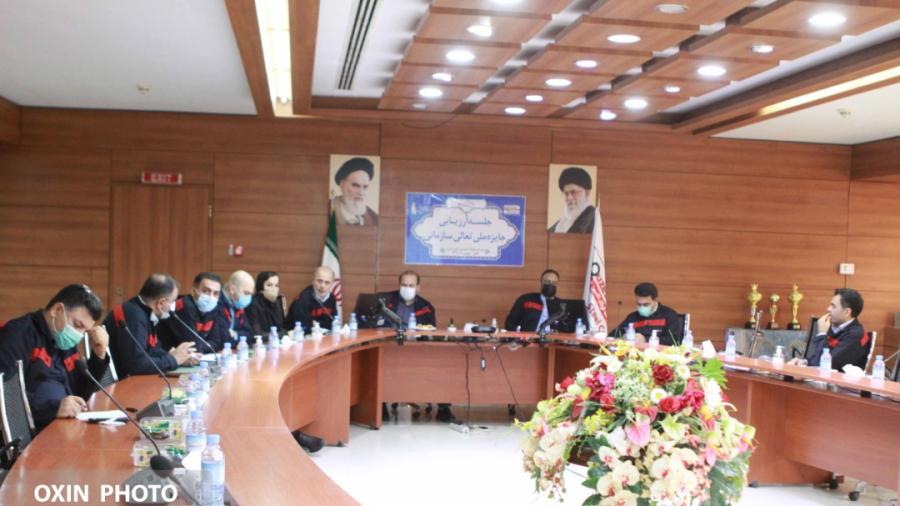 جلسه بررسی معیار رهبری در فولاد اکسین خوزستان