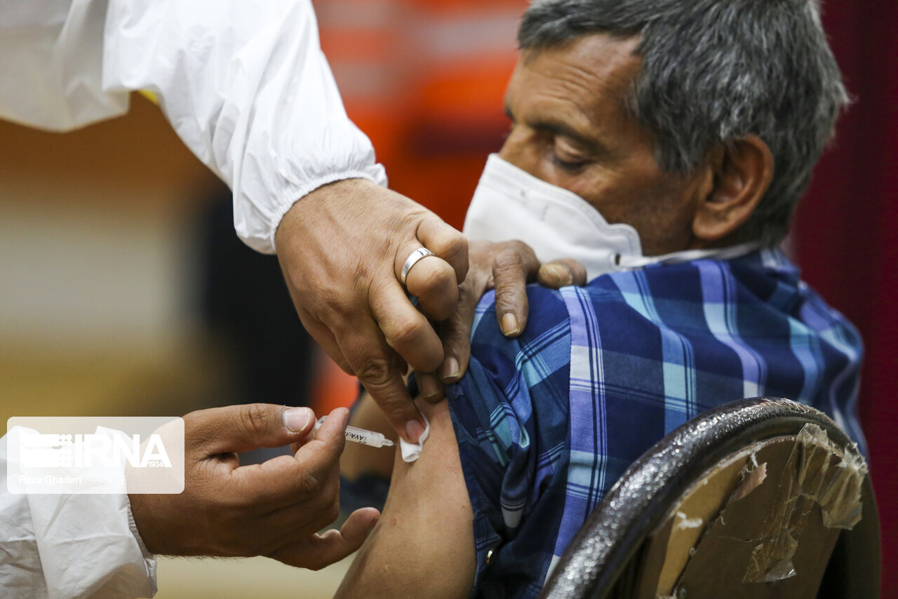 ۲۰ هزار نفر در خوزستان واکسن کرونا دریافت کردند