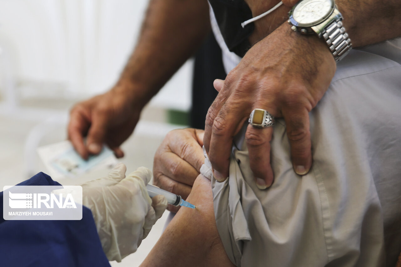 ۱۳۲ هزار خوزستانی در مقابل کرونا واکسینه شدند