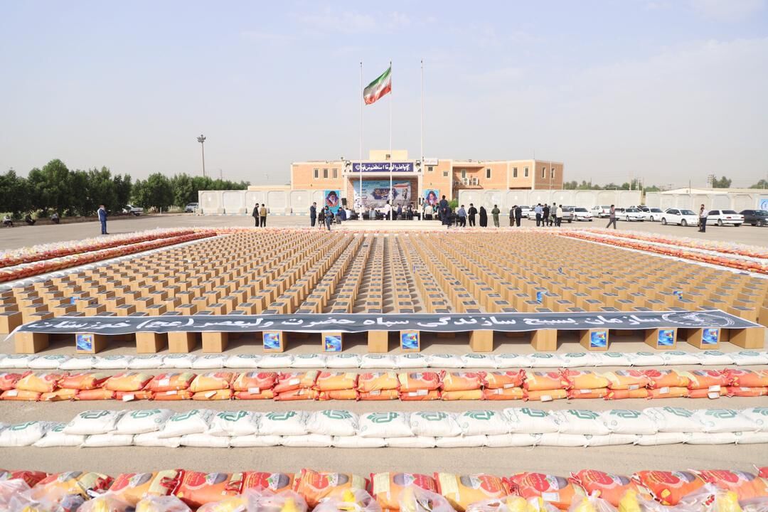 توزیع ۶ هزار بسته معیشتی در رزمایش کمک‌های مومنانه در خوزستان