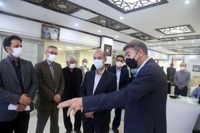 وزیر نیرو در اولین سفر کاری خود از رصد خانه آب و انرژی سازمان آب و برق خوزستان بازدید کرد