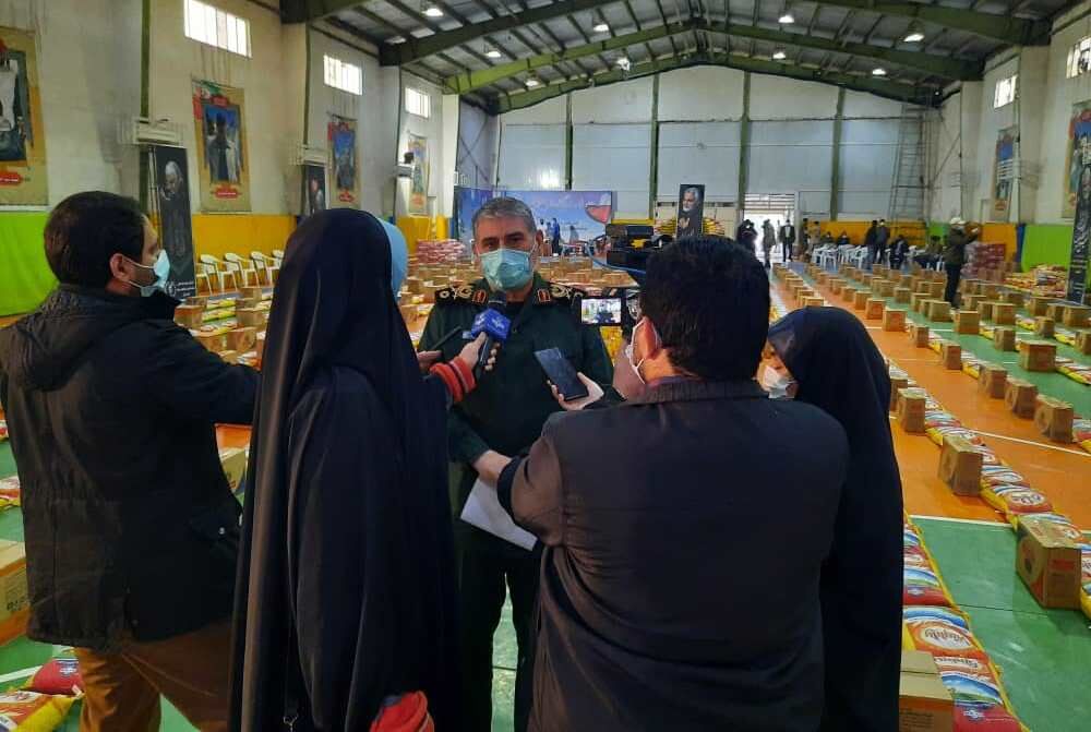 رزمایش کمک‌های مومنانه و توزیع ۶۰ هزار بسته معیشتی در خوزستان آغاز شد