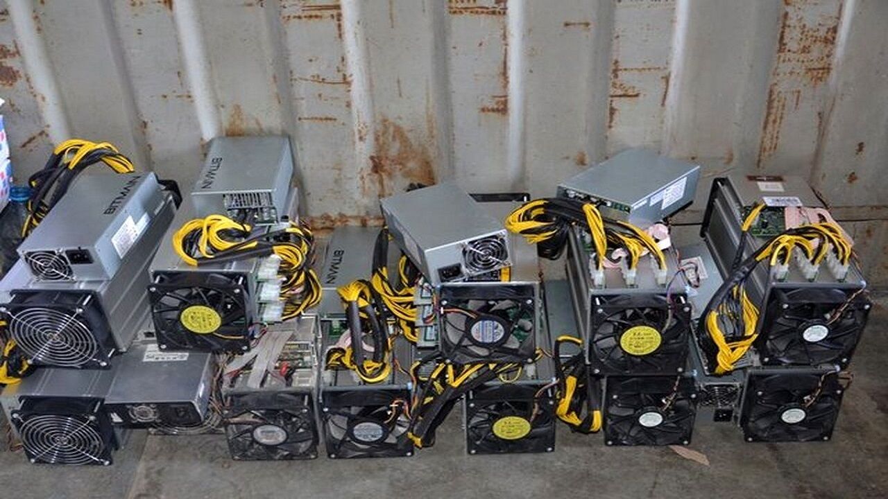 کشف ۳۹ دستگاه استخراج ارز دیجیتال غیرمجاز در خوزستان