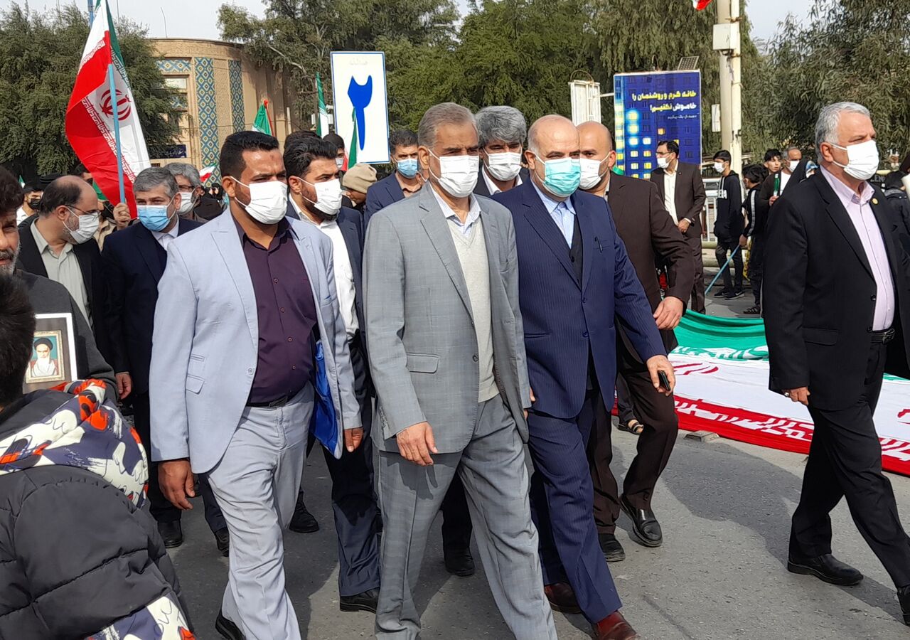 استاندار خوزستان:حضور مردم در راهپیمایی ۲۲ بهمن تودهنی بزرگ به دشمنان است