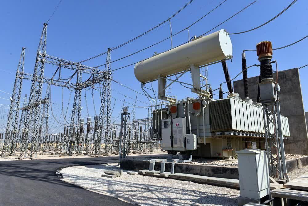 تغییر ساعات اداری ۳۰۰ مگاوات در شبکه برق خوزستان پیک‌سایی می‌کند