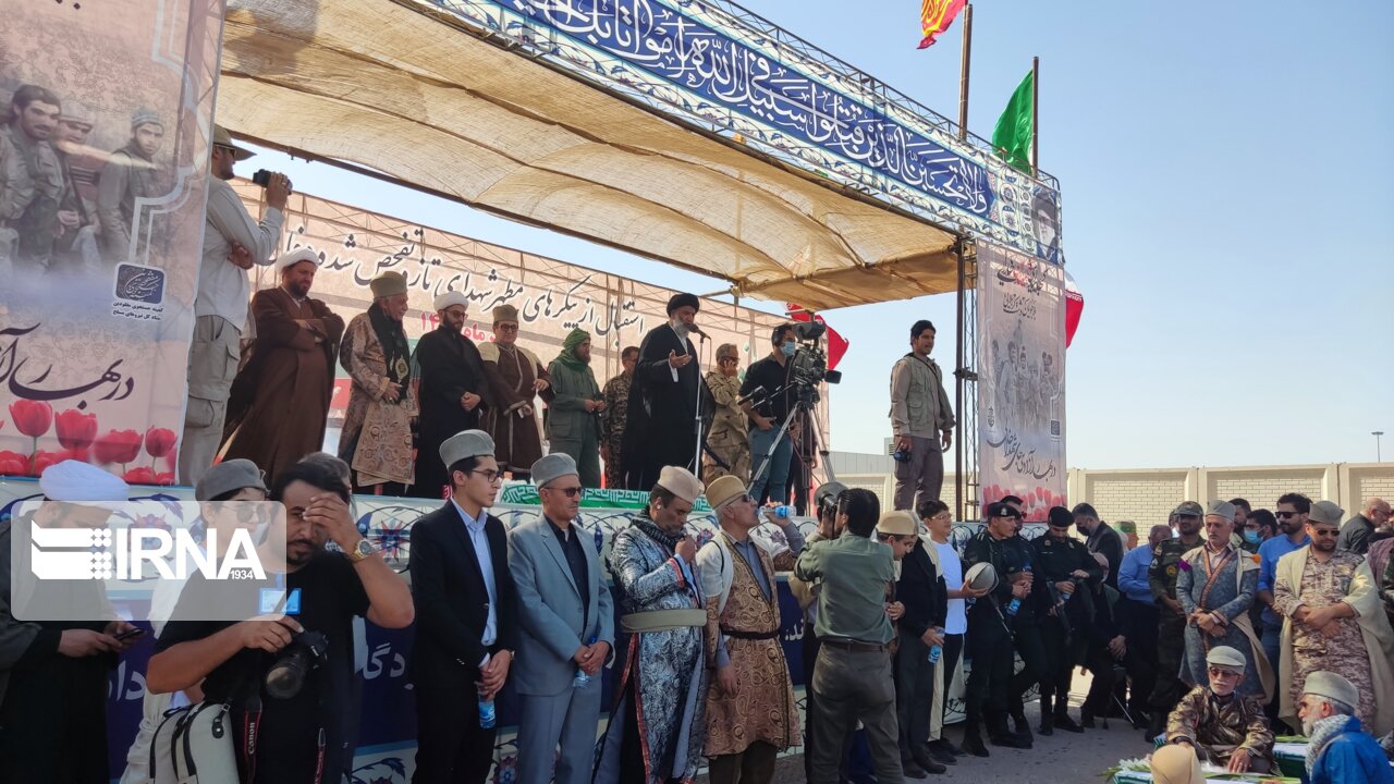 نماینده ولی‌فقیه خوزستان: سفر بدون روادید به عراق در روز عرفه خواسته مردم است