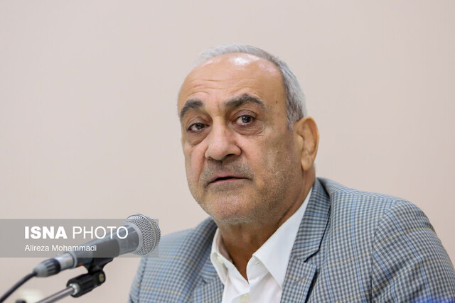 گرشاسبی: طالقانی به تنهایی نمی‌تواند برای فوتبال خوزستان کاری کند